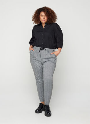 Rutete bukser med lommer, Black Check, Model image number 2