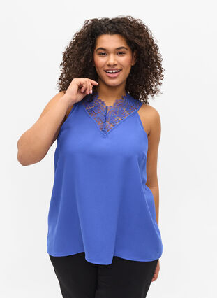 Topp med V-hals og blonder, Dazzling Blue, Model image number 0