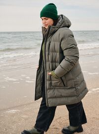Kåpe til vintersesongen, , Model