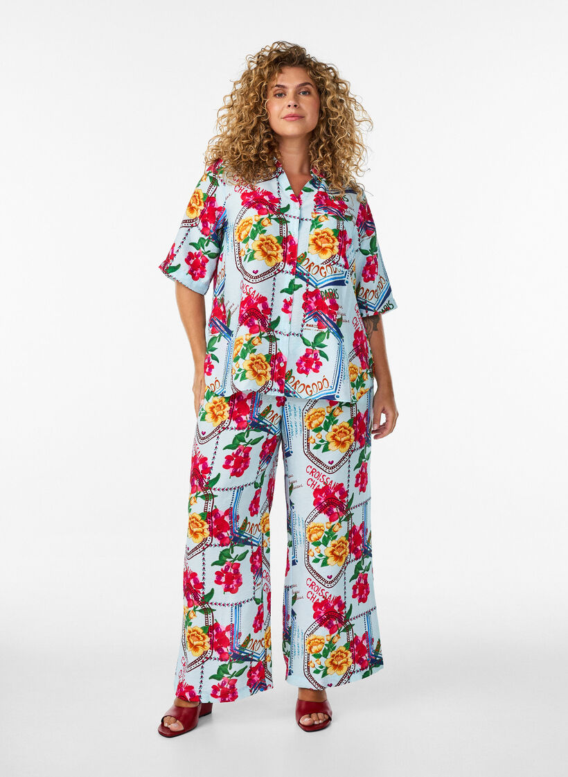 Bluse med albuelange ermer og fargerikt trykk, Bl&aring;, Model