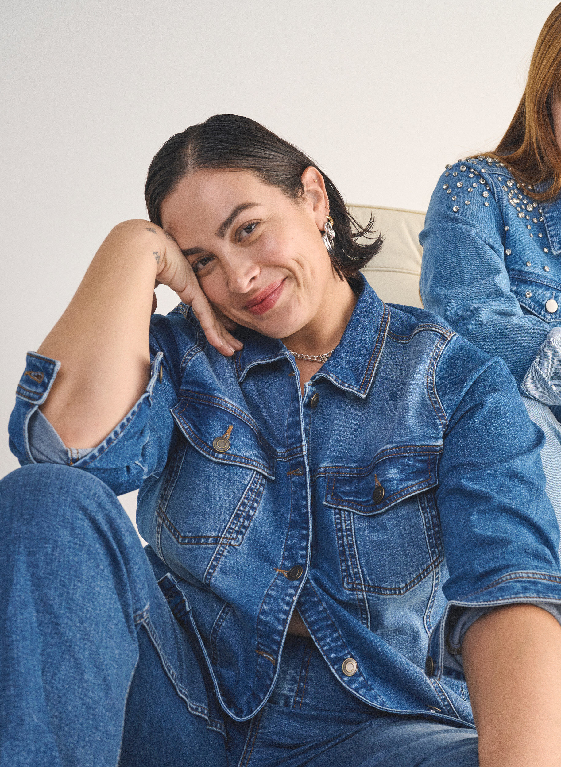 Zizzi Denimjakke med en klassisk passform, Bl&aring;, Image image number 0