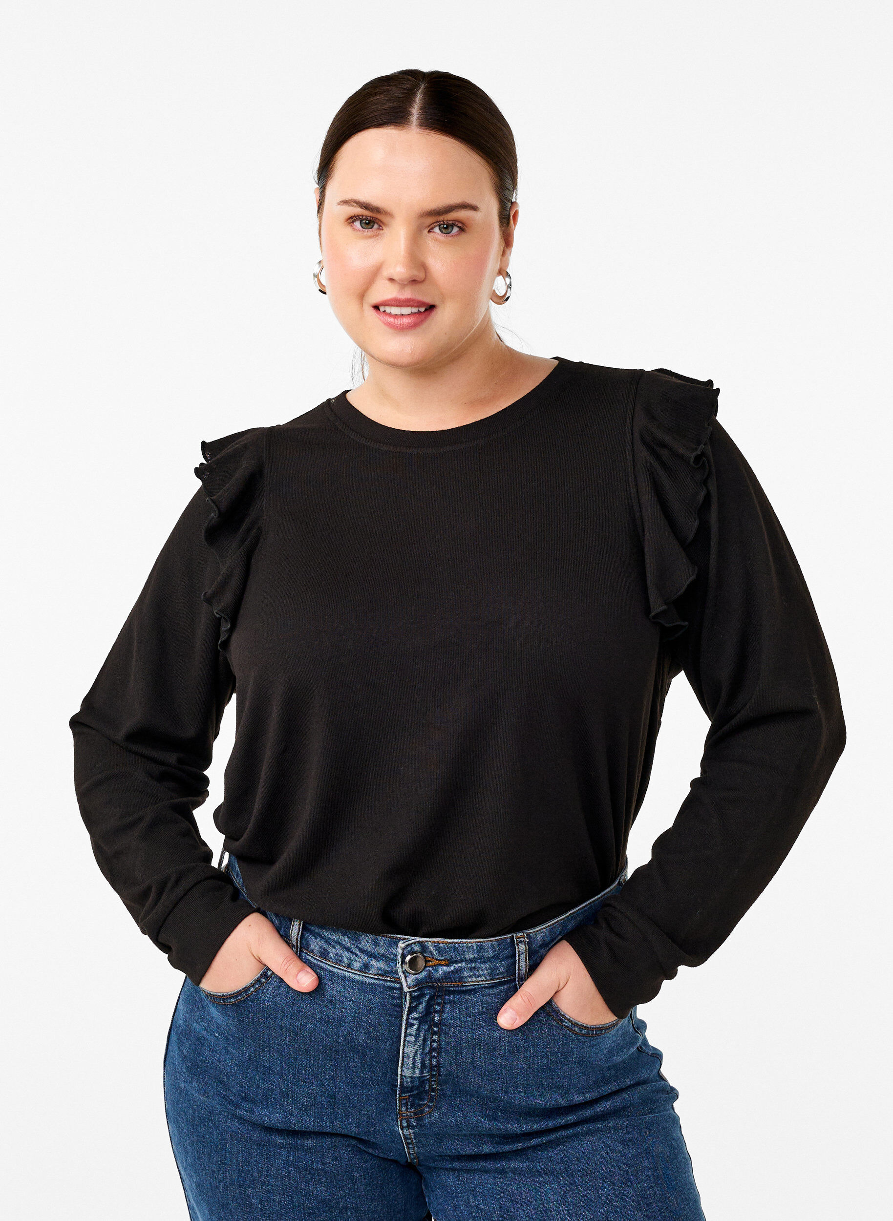 Zizzi Langermet bluse med volangdetaljer, Black, Model image number 0