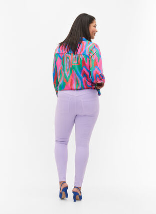 Amy jeans med høyt liv og super slim fit, Lavender, Model image number 1