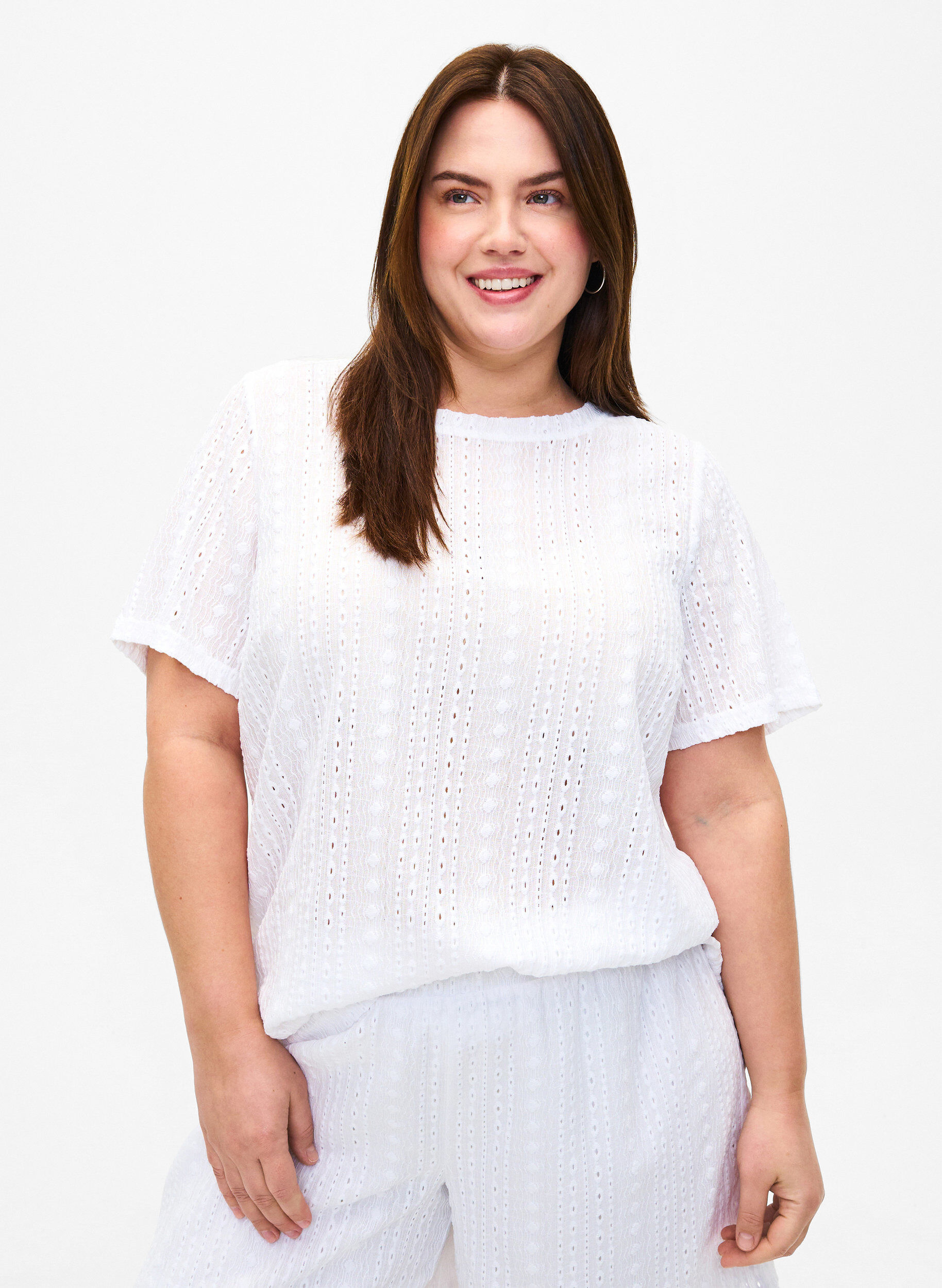 Zizzi Kortermet bluse med teksturm&oslash;nster, Bright White, Model image number 0