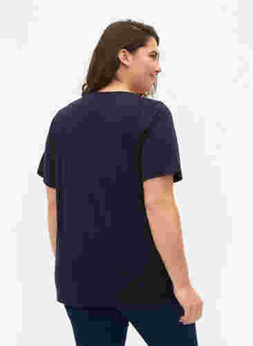 FLASH - T-skjorter med V-hals, 2 stk., Navy Blazer/Black, Model image number 1