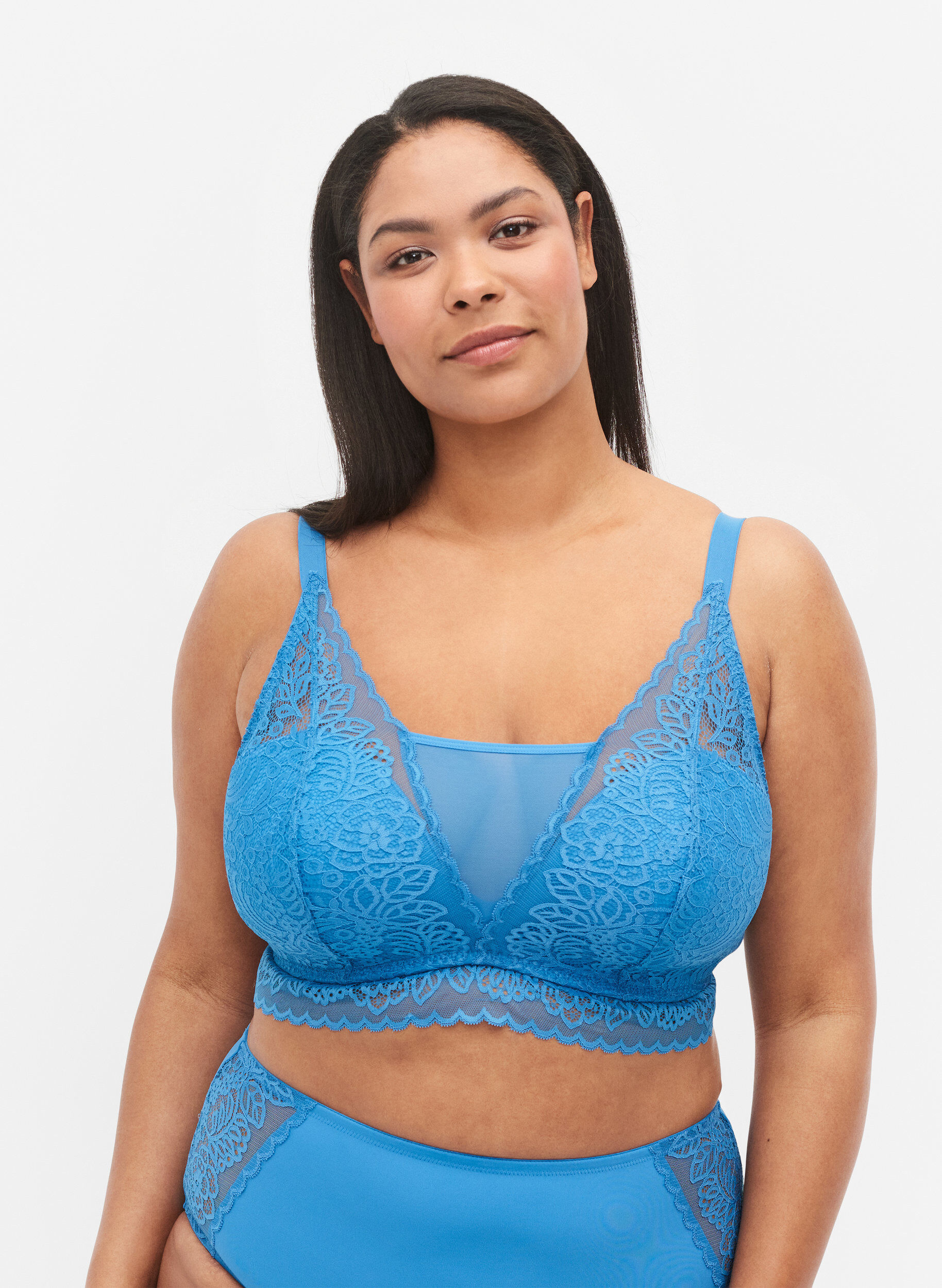 Svarte bralettes