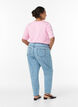 Mille mom-fit jeans med broderi, Bl&aring;, Model image number 1
