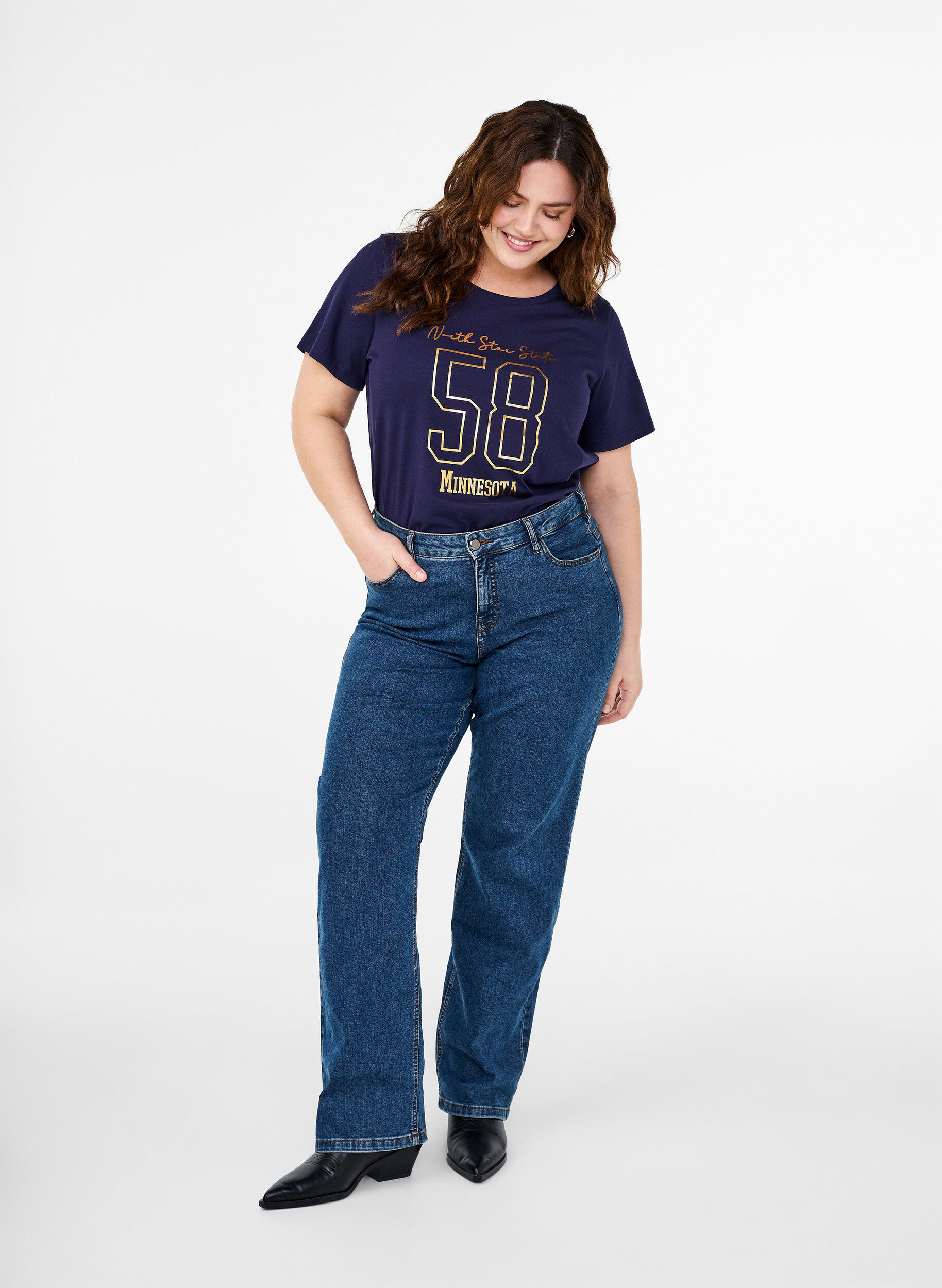 Zizzi T-skjorte i bomull med tekstmotiv, Evening Blue w. 58, Model image number 2