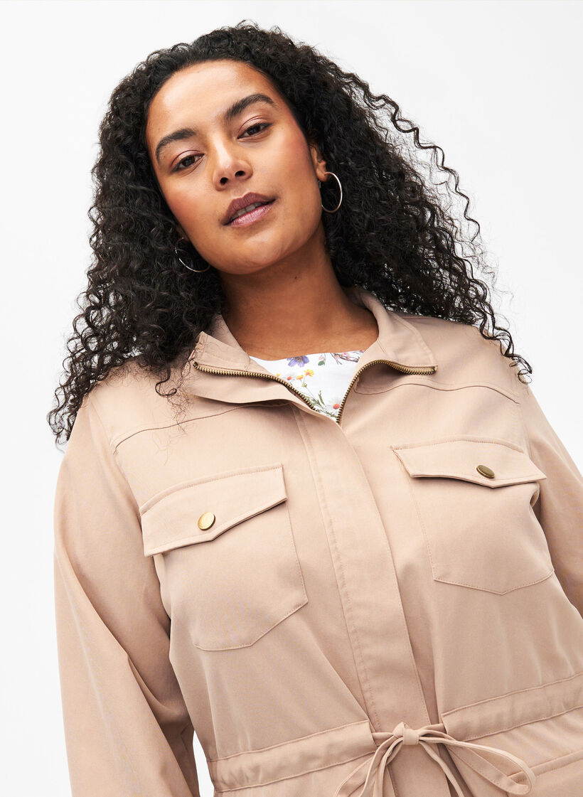 Army-jakke med snøring i midjen, Lark, Model image number 2