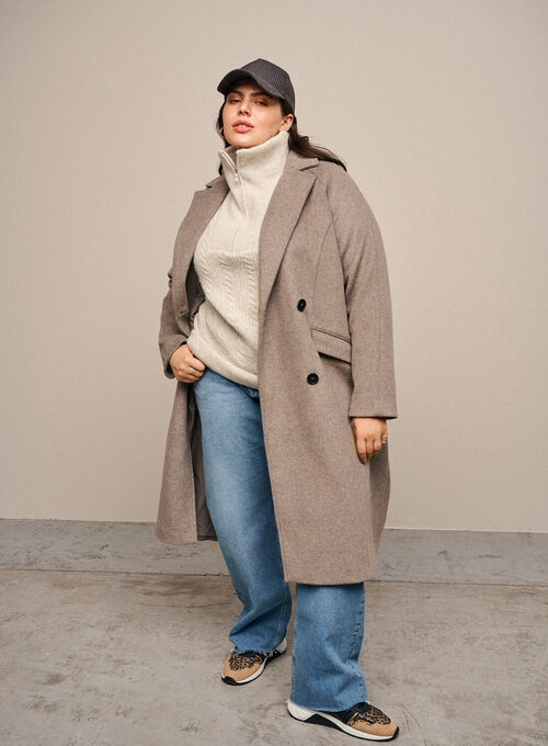 Lag på lag i beige toner, , Model