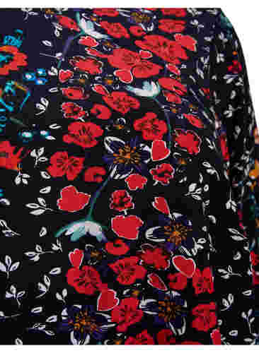 Blomstrete bluse i viskose med smock, Black Flower, Packshot image number 2