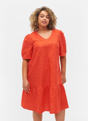 Strukturert kjole med korte puffermer, Mandarin Red, Model image number 0