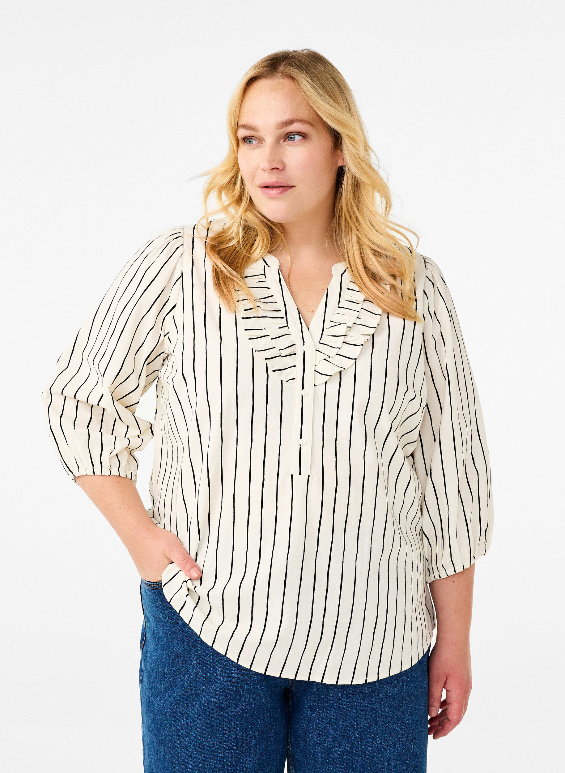 Zizzi 3/4 ermet bomullsbluse med striper, Eggnog Black Stripe, Model image number 0
