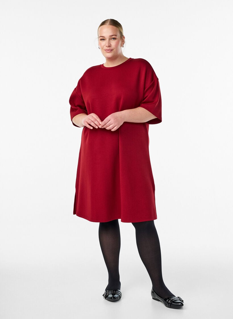 T-skjortekjole i jersey med splitt i sidene, Rød, Model image number 1