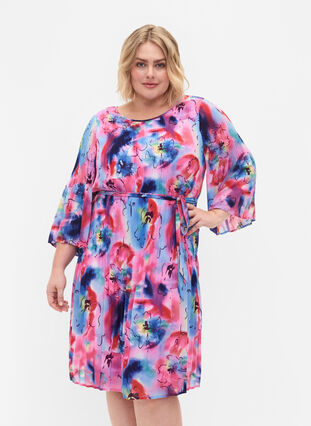 Mønstrete plissékjole med knyting, Lavender Space AOP, Model image number 0