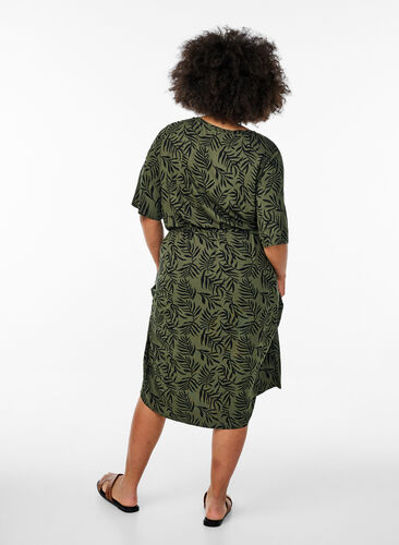Zizzi Midilang jerseykjole med knytebelte i livet, Grønn, Model image number 1