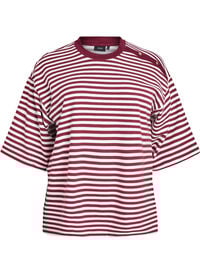 Stripete bluse med 3/4-ermer og knappedetaljer, Rød Stripete bluse med 3/4-ermer og knappedetaljer