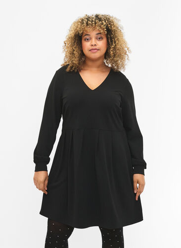 A-formet kjole med v-hals, Black, Model image number 0