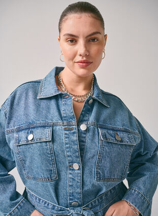 Zizzi Dongerijakke med knytebelte, Blue Denim, Image image number 1