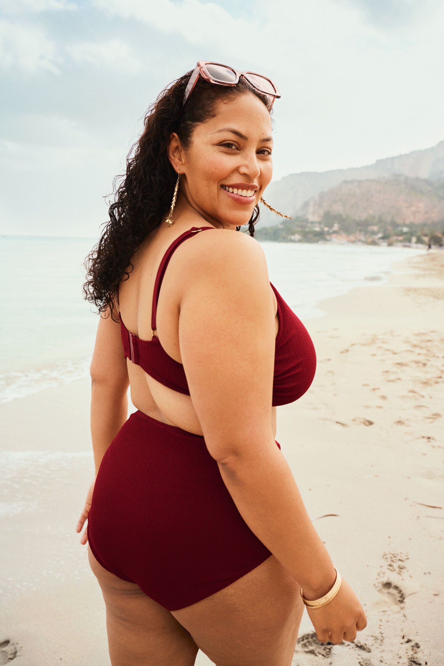 Zizzi Bikini med detaljer, , Model