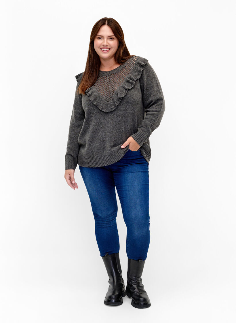 Strikket ullgenser med rysjedetalj, Dark Grey Melange, Model image number 2