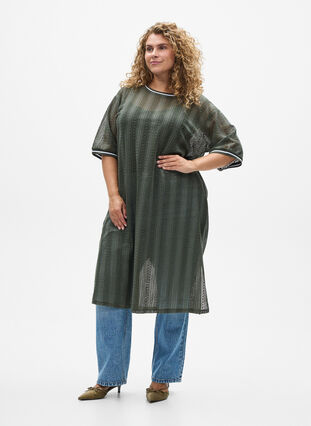 Zizzi Midikjole med hullmønster og korte ermer, Thyme, Model image number 0