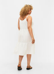 Ensfarget kjole med stropper i bomull, Bright White, Model