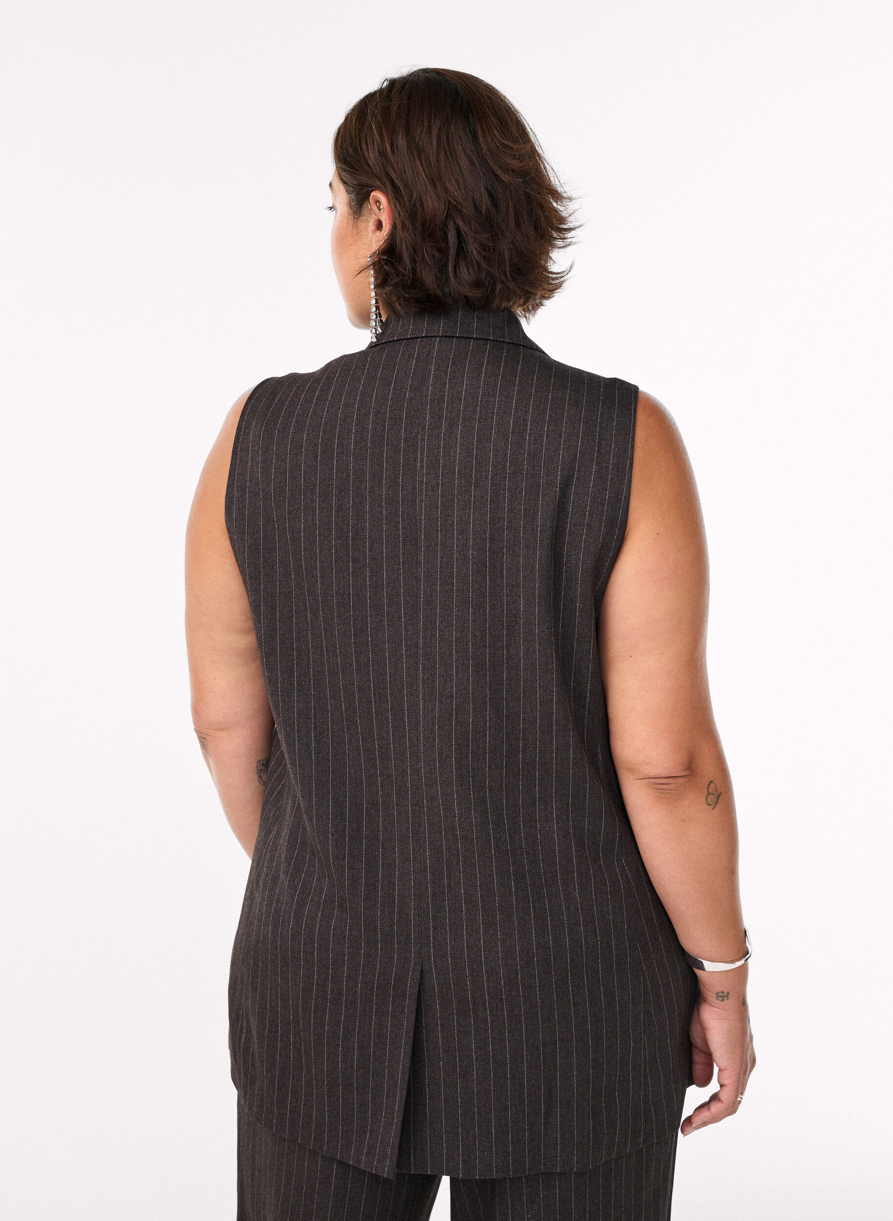 Zizzi Pinstripe vest med jakkeslag, Brun, Model image number 2