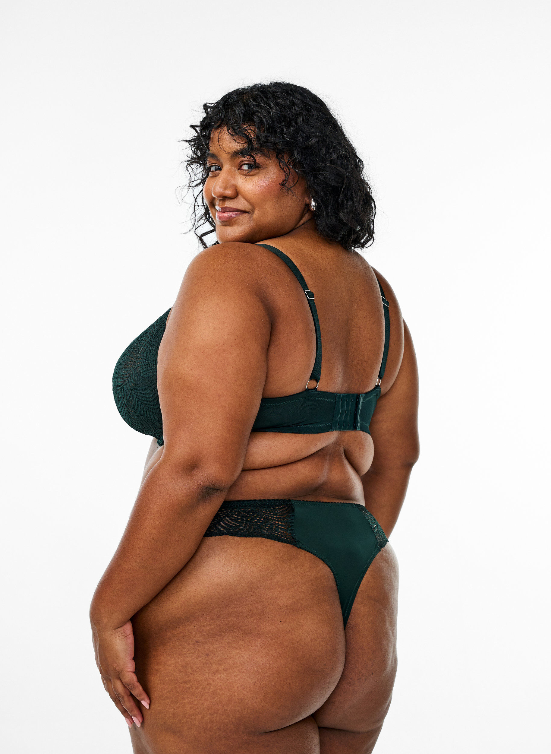 Zizzi Mikrofiber-string med blonder detaljer, Gr&oslash;nn, Model image number 1