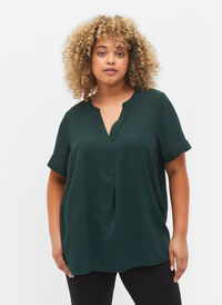 Kortermet bluse med V-hals, Scarab, Model