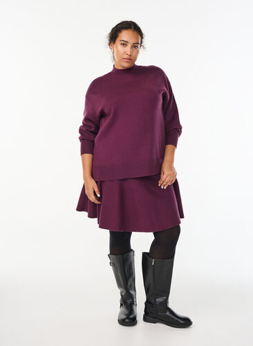 Zizzi Strikkebluse med høy hals, Mørk Bordeaux, Model image number 1