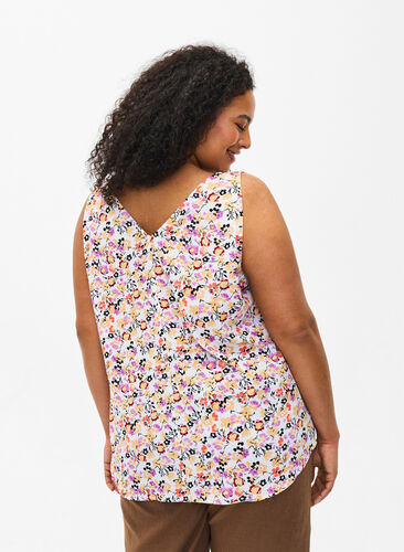 Zizzi Blomstret topp med V-hals, Off White Flower AOP, Model image number 1