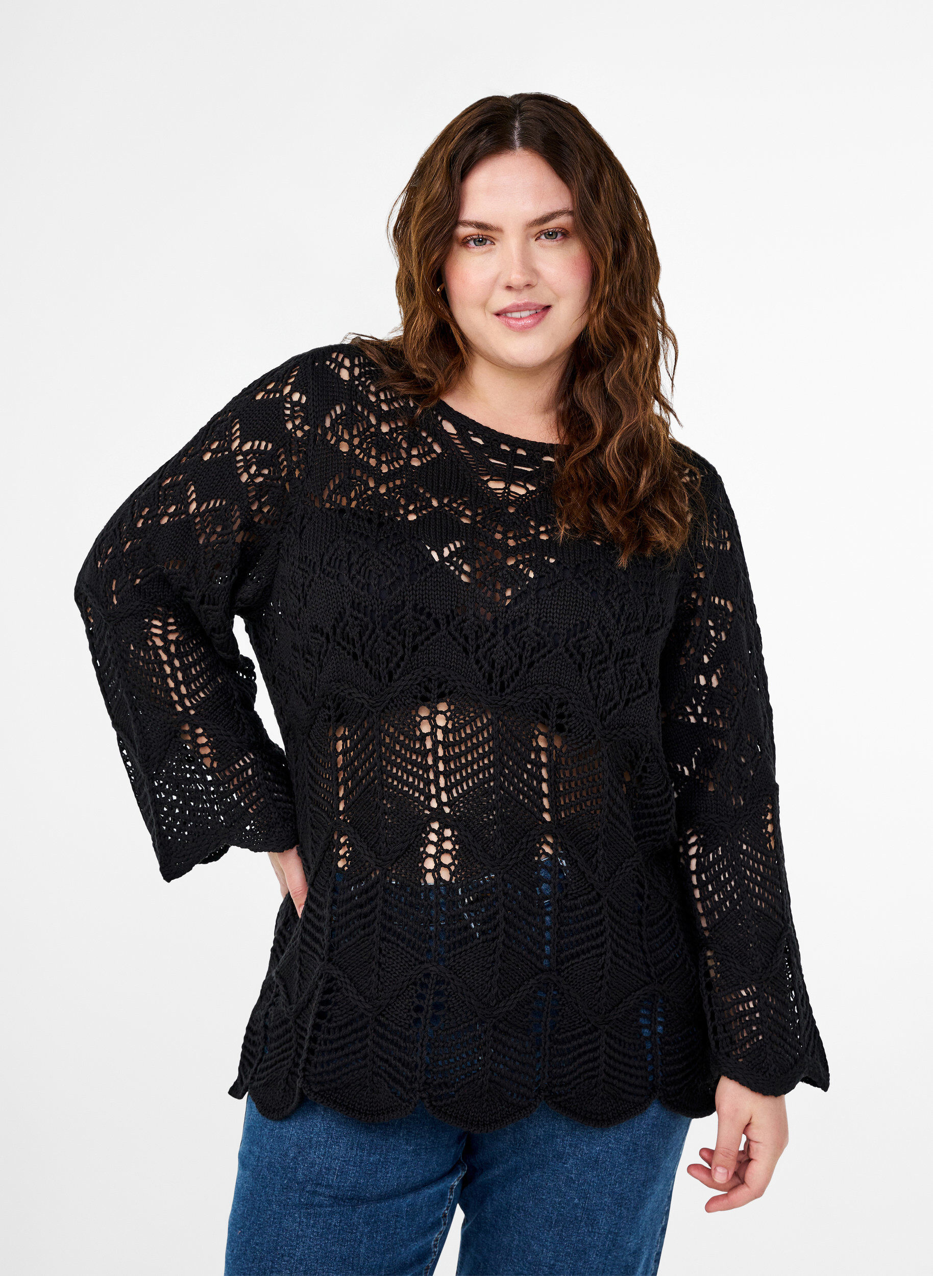 Zizzi Strikket bluse med hullm&oslash;nster, Black, Model image number 0