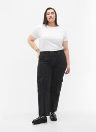 Cargo-jeans med rett passform, Black Stone, Model