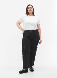 Cargo-jeans med rett passform, Black Stone, Model