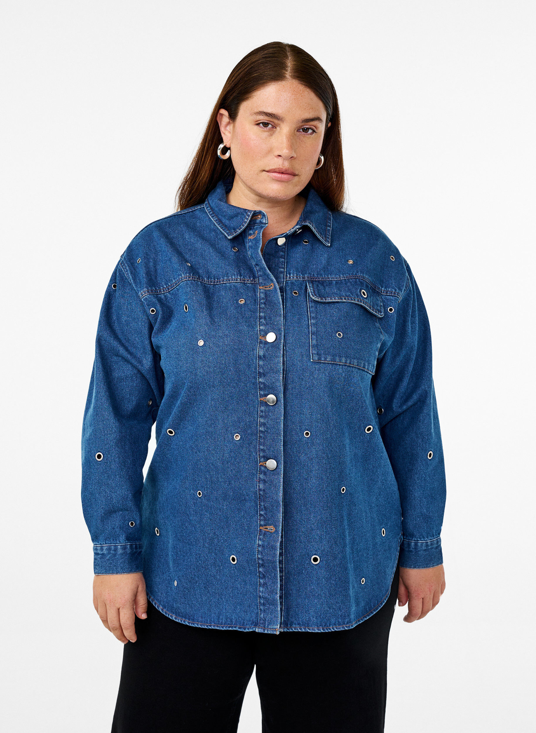 Denimskjorte med maljer, Bl&aring;, Model