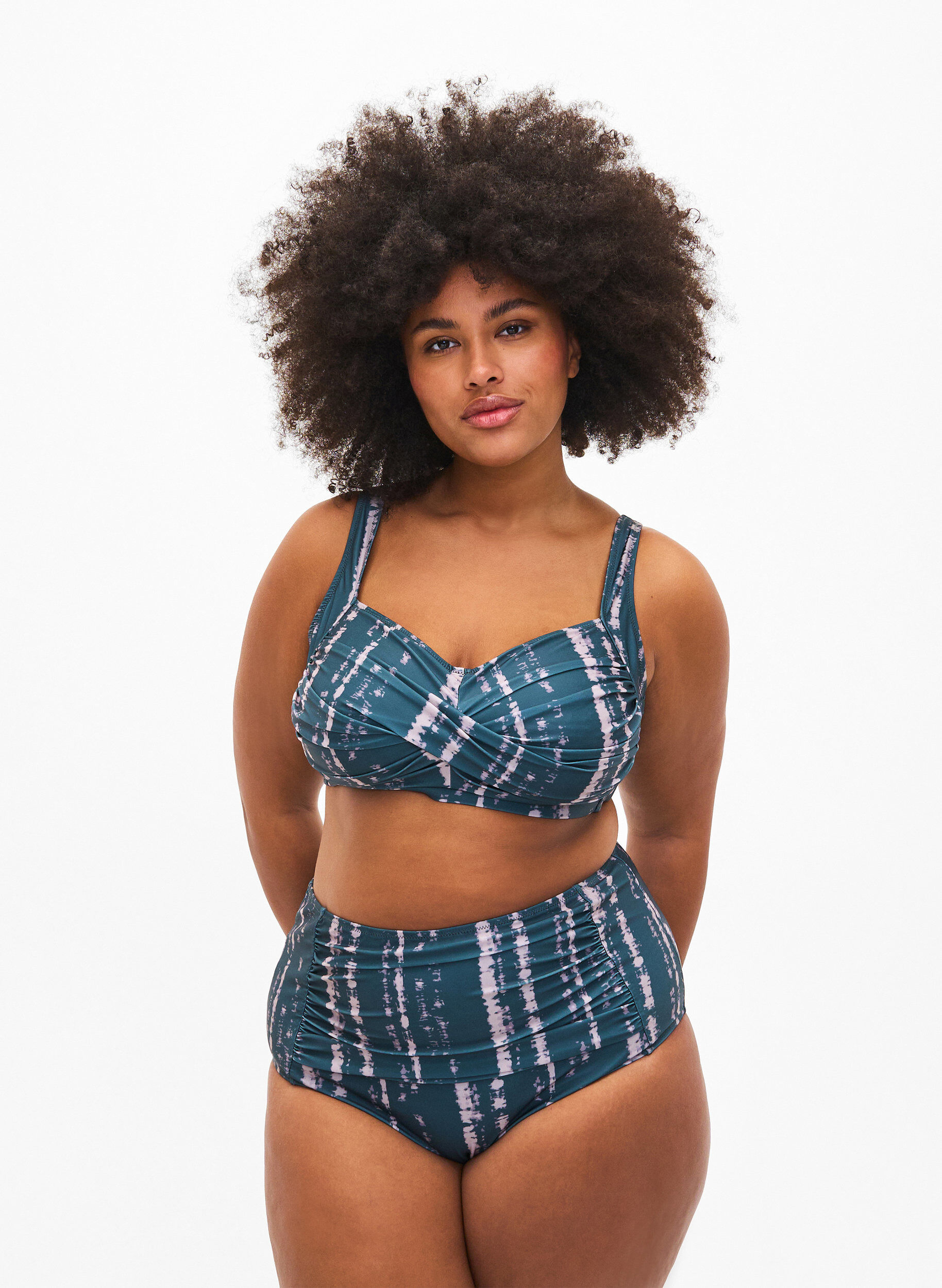 Zizzi M&oslash;nstrete bikinioverdel, Tie Dye AOP, Model image number 2