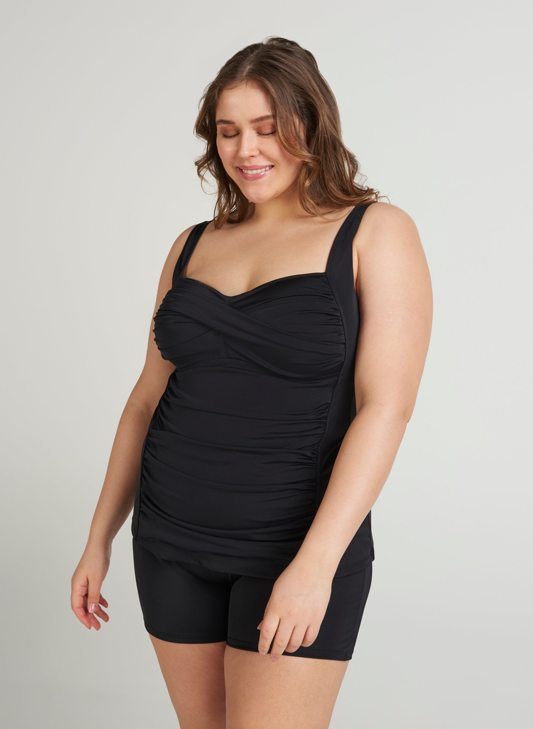 Zizzi Tankini med draperinger, Svart, Model image number 1