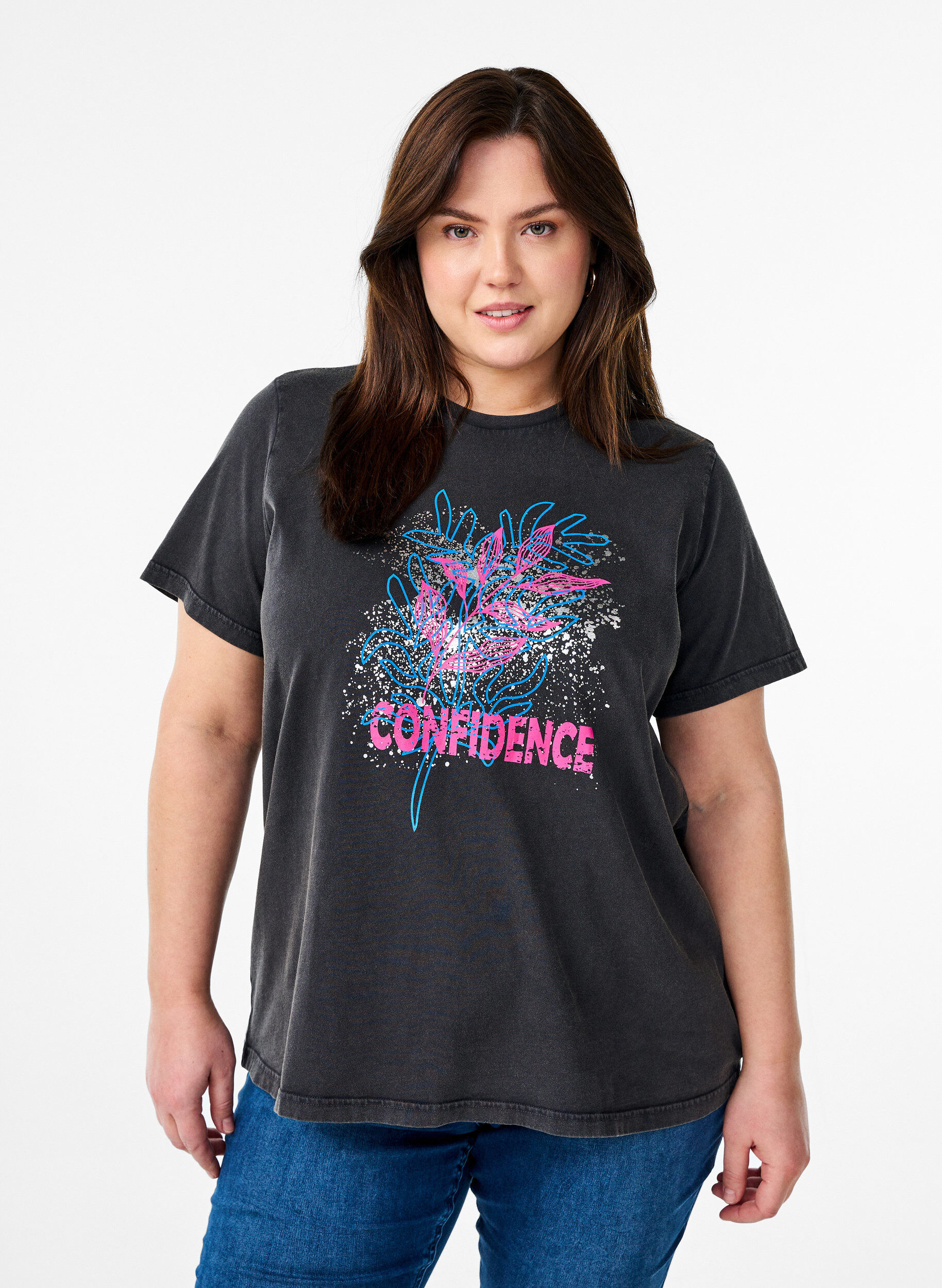 Zizzi T-skjorte i &oslash;kologisk bomull med et kult trykk, Gr&aring;, Model image number 0