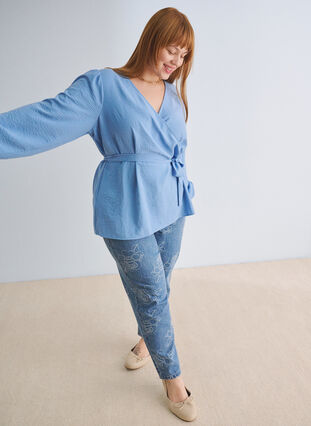 Zizzi Langermet omslagsbluse med knytebelte, Della Robbia Blue, Image image number 0