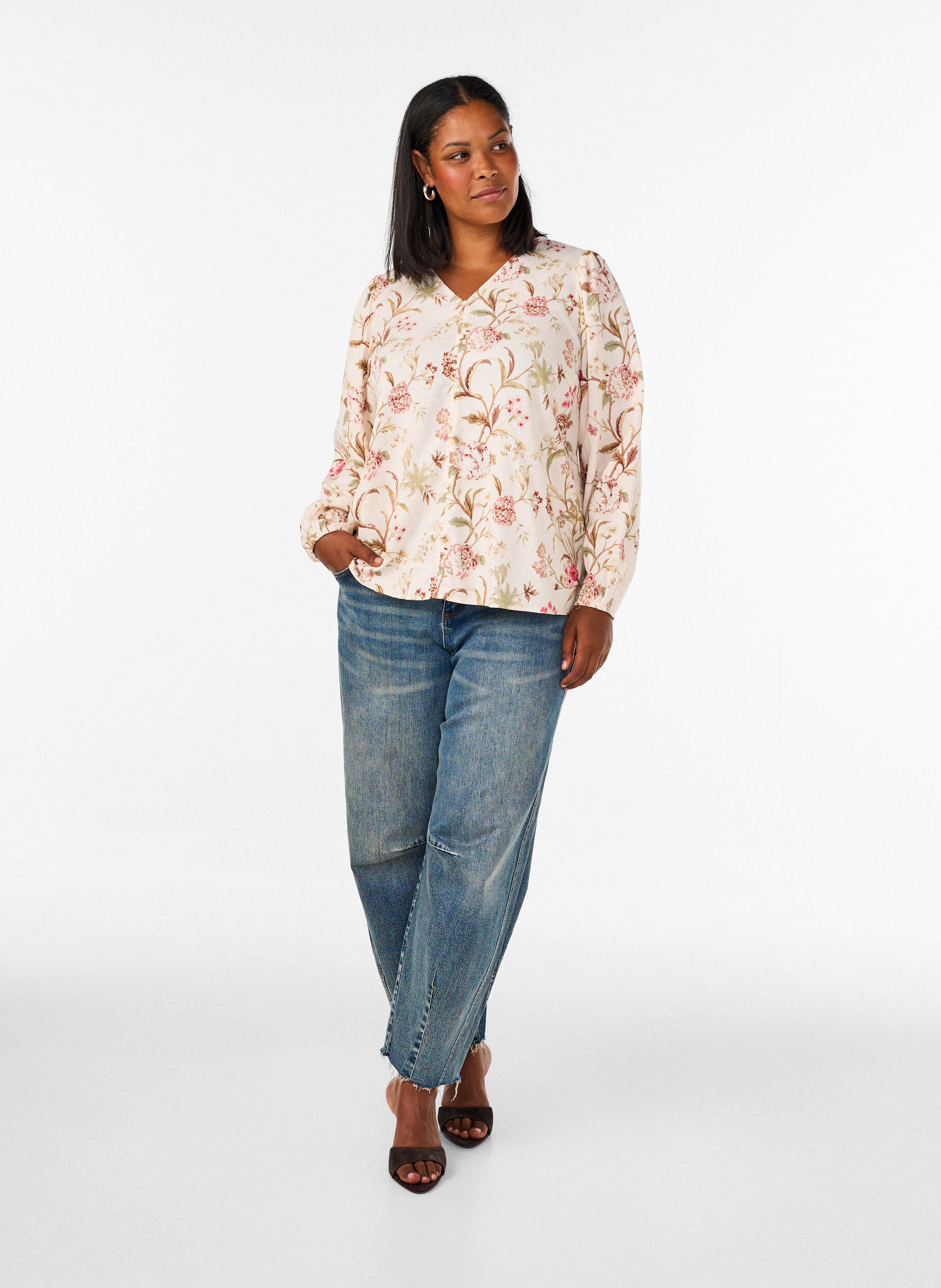 ZizziBluse med blomstertrykk i lin og viskose med lange ermer, Vanilje, Model image number 1