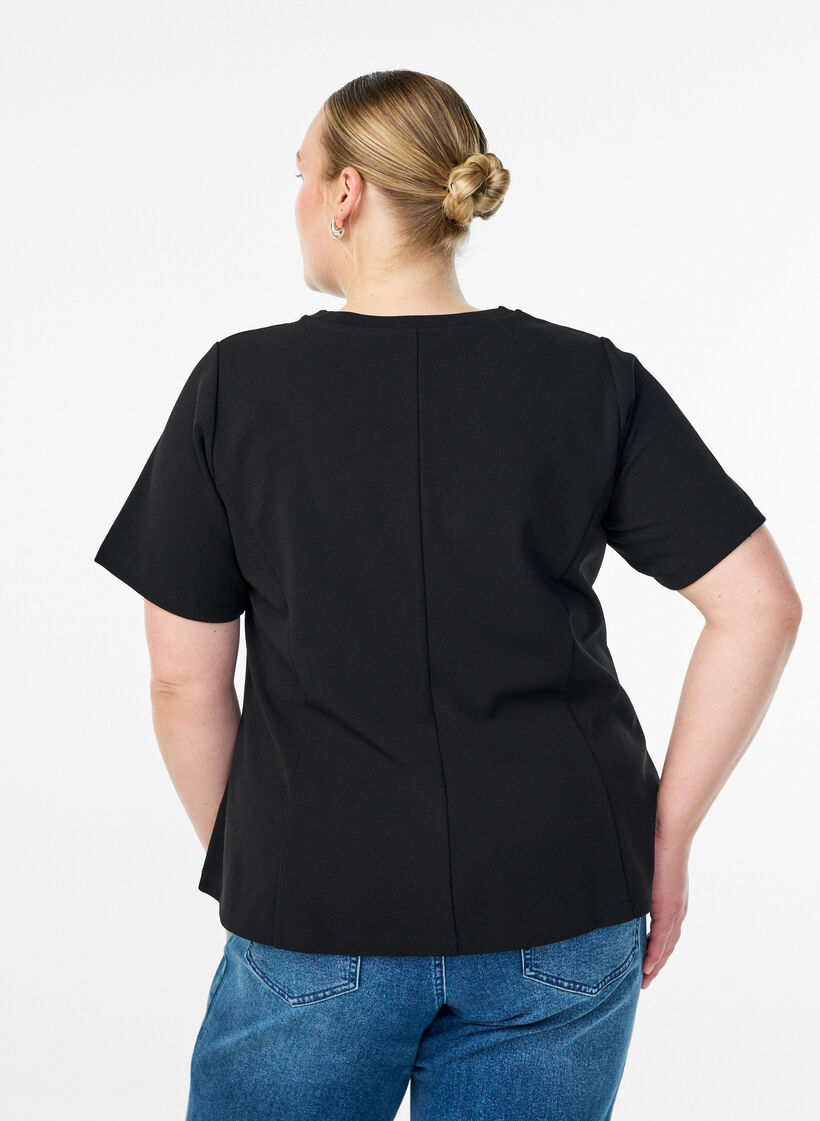 Kortermet bluse med figursydde innsnitt, Svart, Model image number 2