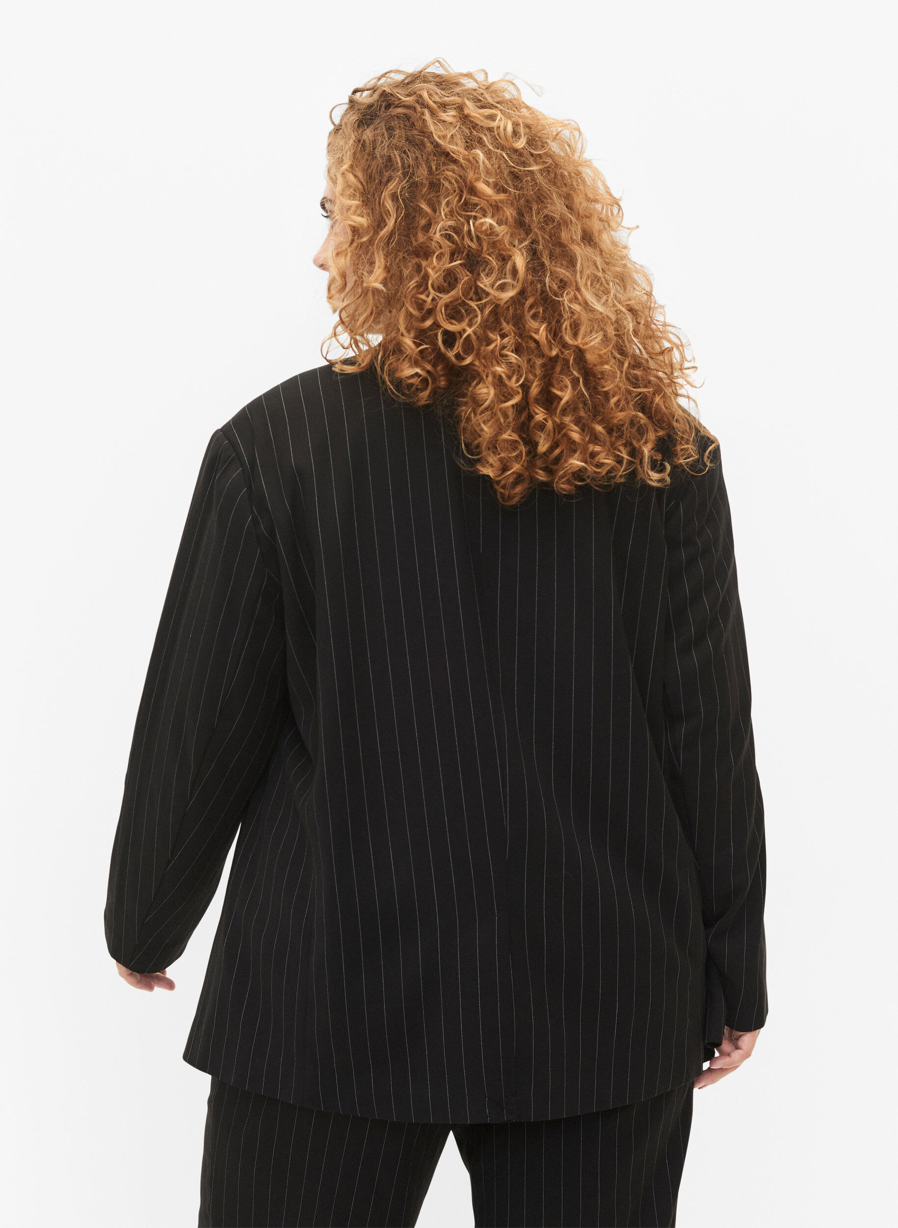 Zizzi Pinstripet jakke, Black W. Pinstripe, Model image number 1