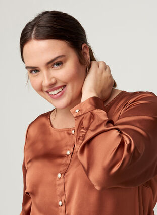Langermet bluse med feminine knapper, Russet, Model image number 2