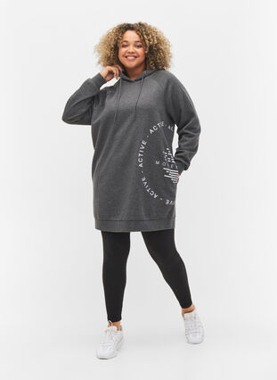 Lang hettegenser med tekst foran, Dark Grey Melange, Model image number 2