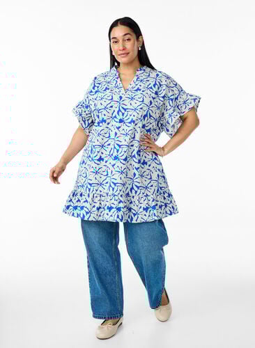 Zizzi Tunika med V-hals og rysjedetaljer, Blå, Model image number 1