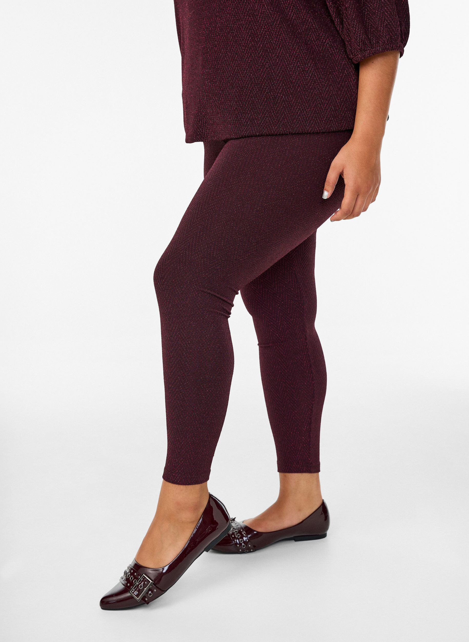 Glitterm&oslash;nstrede leggings, M&oslash;rk Bordeaux, Model