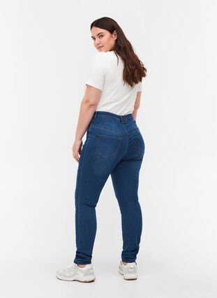Zizzi Super slim Amy jeans med høyt liv, Blue d. washed, Model image number 2