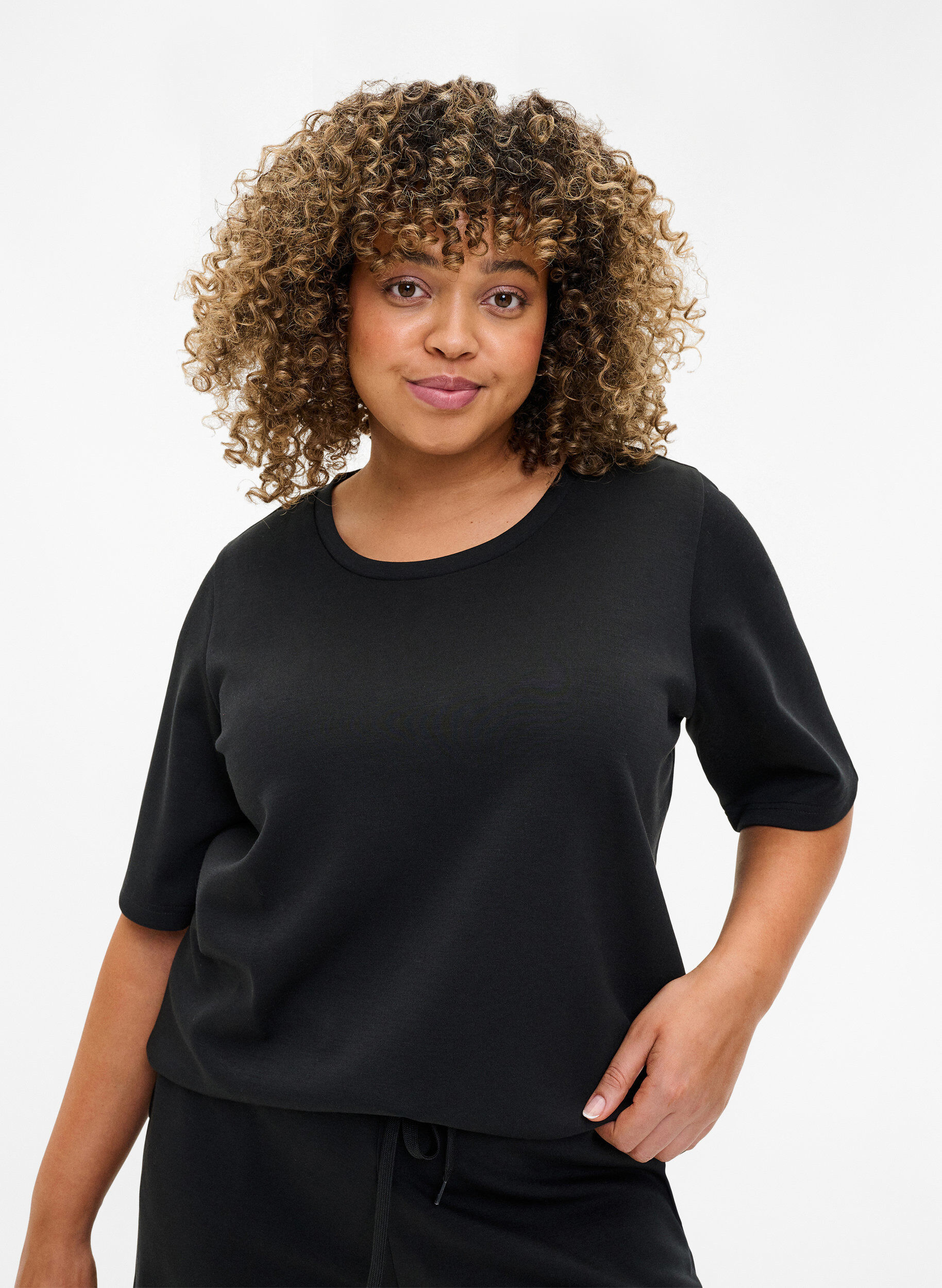 T-skjorte i modal blanding, Svart, Model