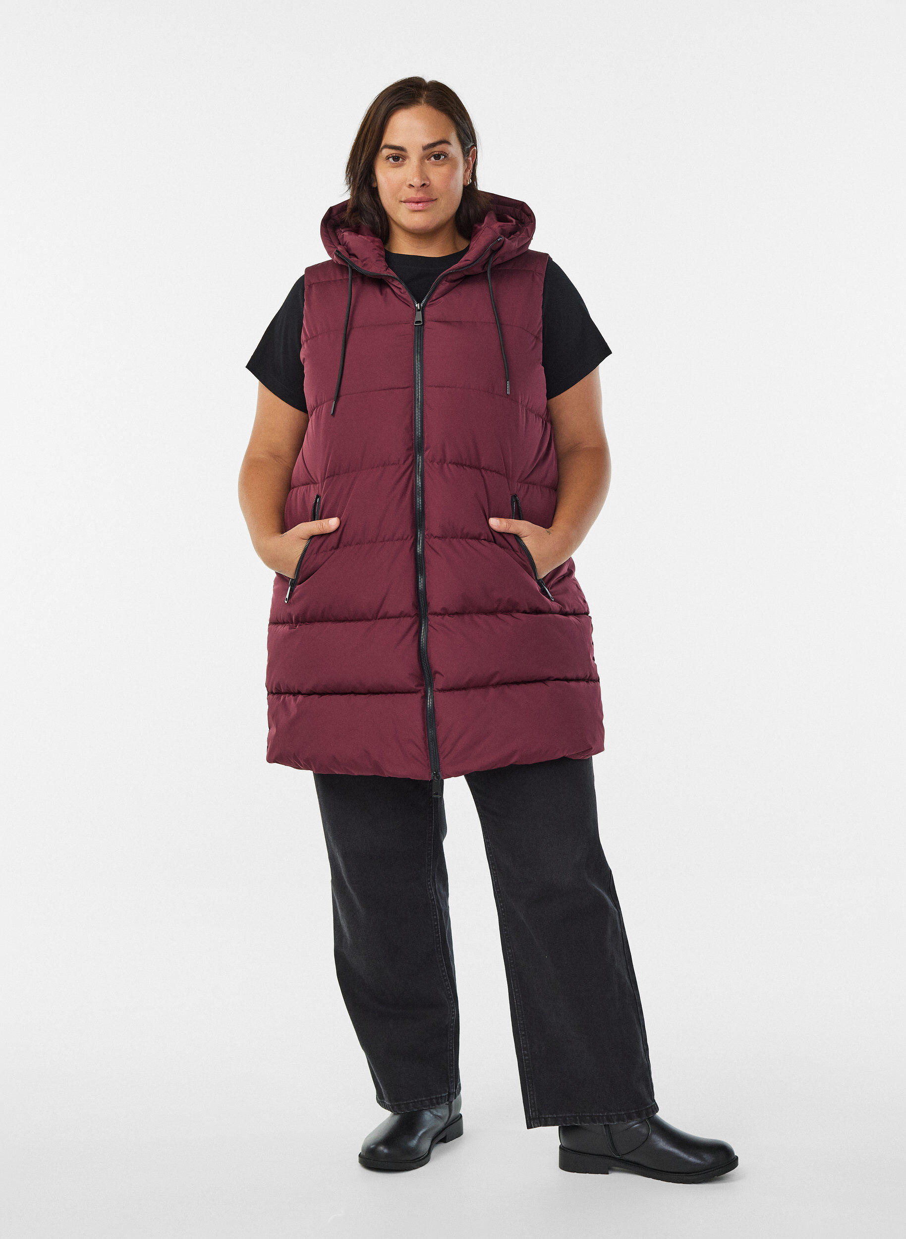 ZizziLang vest med hette og lommer, R&oslash;d, Model image number 1